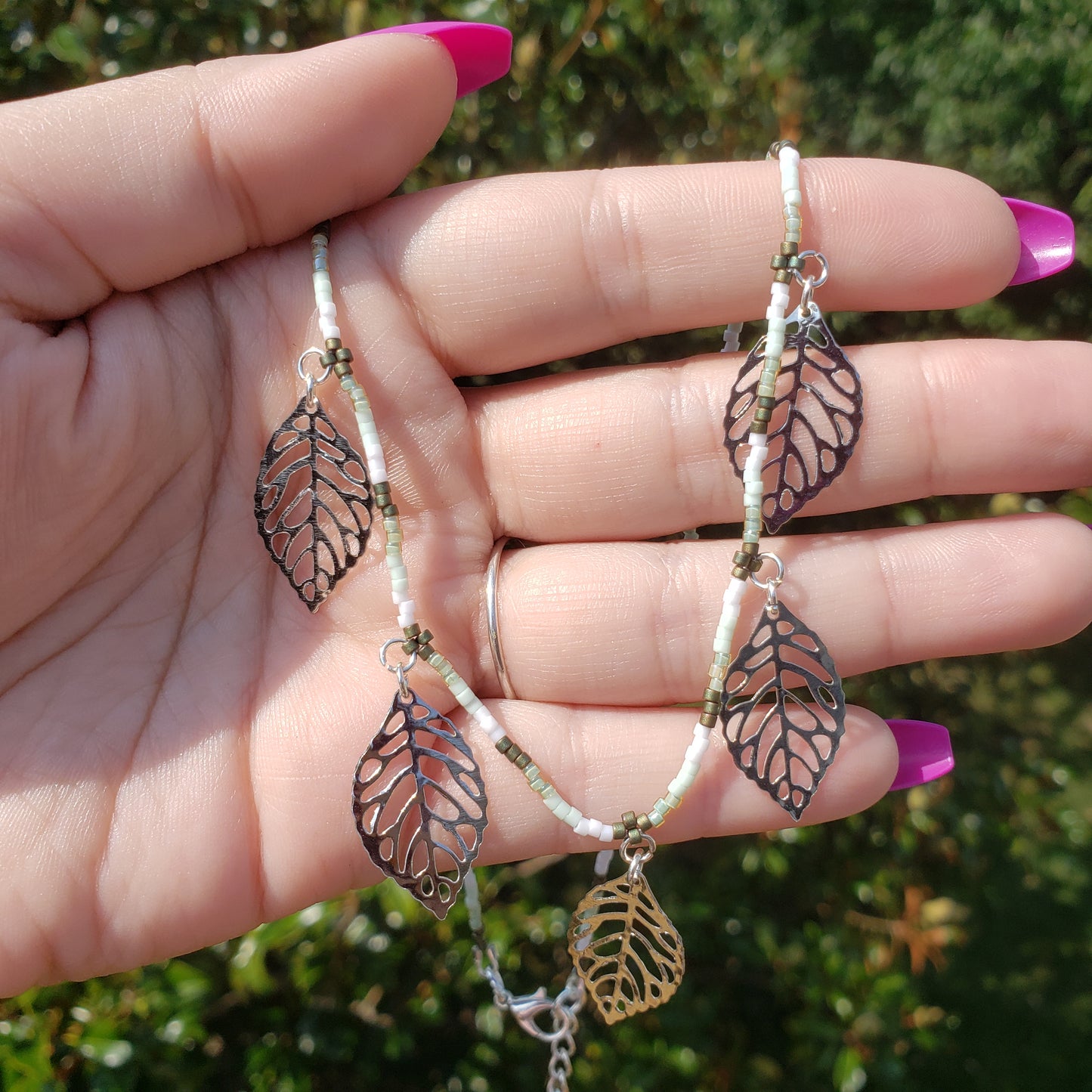 Silvery Leaf Necklace